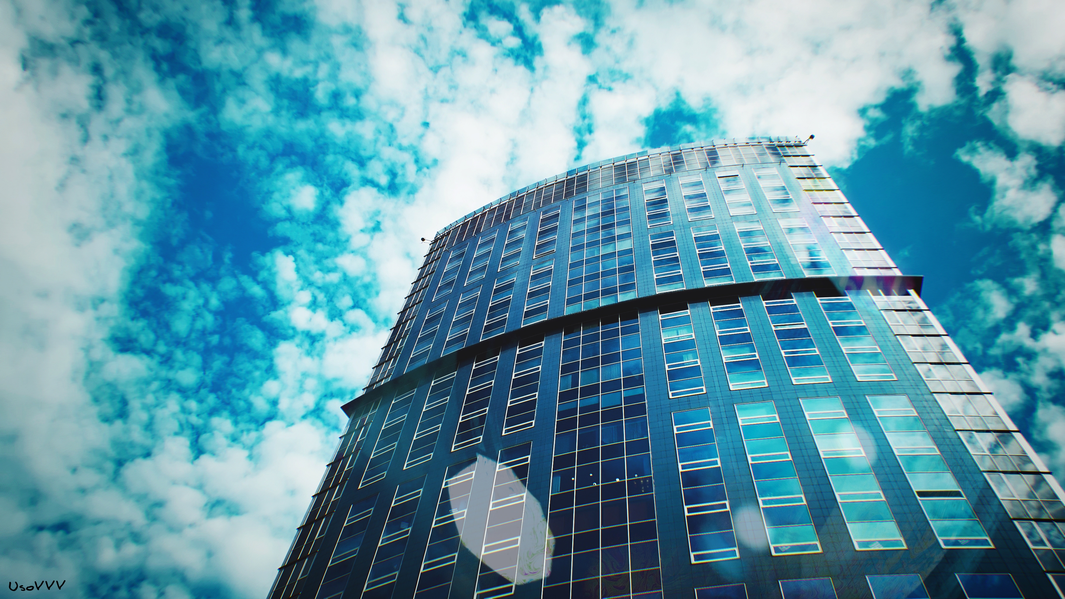 El presente condicionado se compone de un Título Preliminar sobre reglas aplicables, definiciones, y refiere, las coberturas de Incendio, Robo con Fuerza en las Cosas, Rotura de Cristales, Responsabilidad Civil, Accidentes Personales, Equipos Electrónicos, Remesa de Valores y Avería de Maquinaria; un Título Primero que describe y regula la coberturas de Incendio; un Título Segundo que describe y regula la cobertura de Robo con Fractura; un Título Tercero que describe y regula la cobertura de Rotura de cristales; un Título Cuarto que describe y regula la cobertura de Responsabilidad Civil Familiar; un Título Quinto que describe y regula la cobertura de Accidentes Personales; un Título Sexto  que describe y regula la cobertura Equipos Electrónicos, un Título Séptimo  que describe y regula la cobertura de Remesa de Valores, un Título Octavo que describe y regula la cobertura de Avería de Maquinaria y finalmente, un Título Noveno que describe y regula la cobertura de Perjuicio por Paralización y un Título Décimo que contiene Reglas Generales.